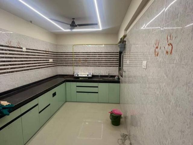 2 BHK Apartment in Chedda Nagar for rent Mumbai. The reference number is 21112242
