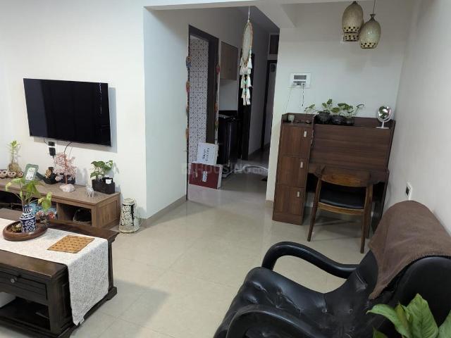 2 BHK Apartment in Chembur for rent Mumbai. The reference number is 17528400