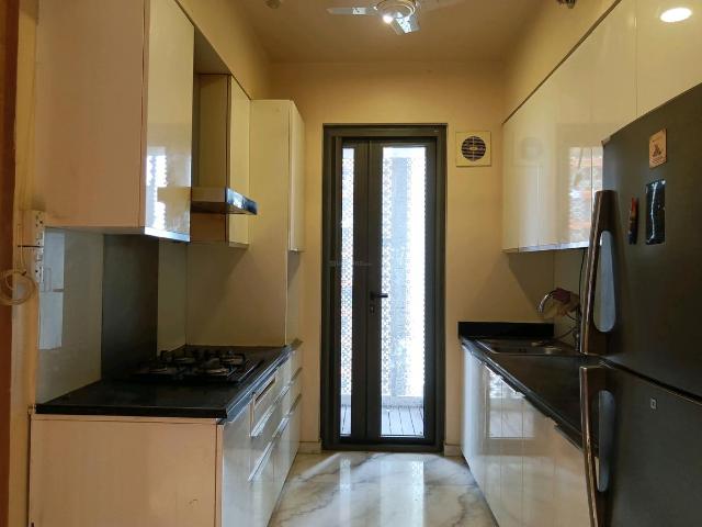 2 BHK Apartment in Chembur for rent Mumbai. The reference number is 17629320