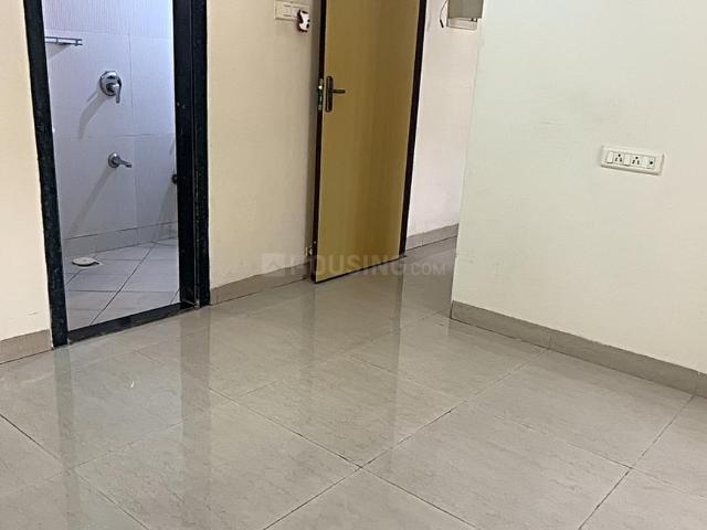 2 BHK Apartment in Chembur for rent Mumbai. The reference number is 18447940