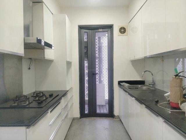 2 BHK Apartment in Chembur for rent Mumbai. The reference number is 18552152