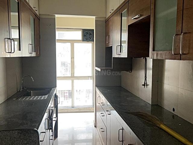2 BHK Apartment in Chembur for rent Mumbai. The reference number is 18556870