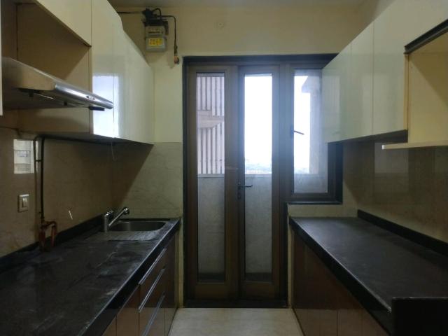 2 BHK Apartment in Chembur for rent Mumbai. The reference number is 18689482