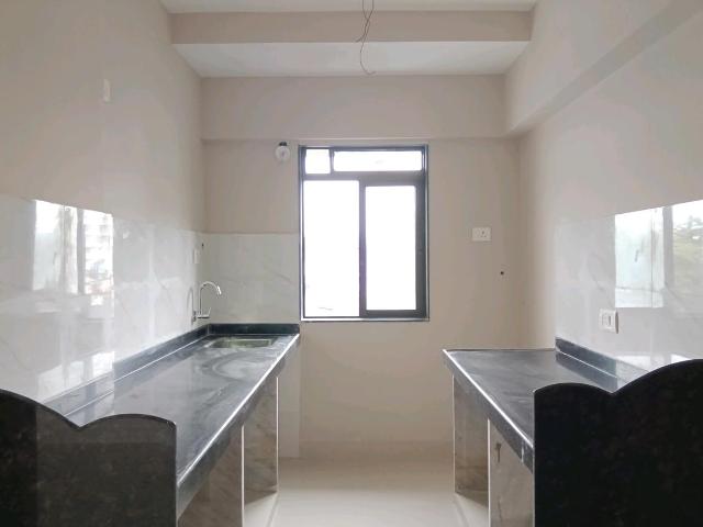 2 BHK Apartment in Chembur for rent Mumbai. The reference number is 18048065