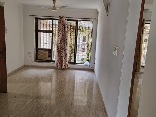 2 BHK Apartment in Chembur for rent Mumbai. The reference number is 18075878