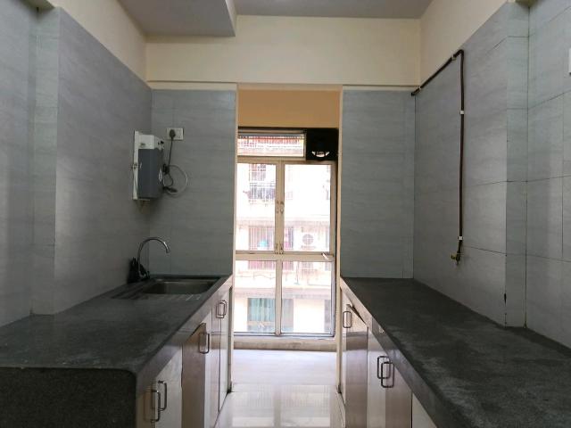 2 BHK Apartment in Chembur for rent Mumbai. The reference number is 18362577