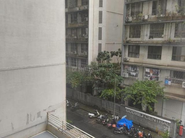 2 BHK Apartment in Chembur for rent Mumbai. The reference number is 19484293
