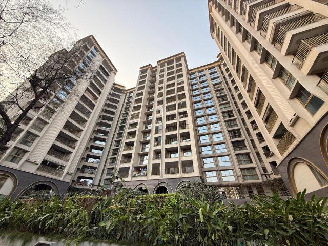 2 BHK Apartment in Chembur for resale Mumbai. The reference number is 10770171