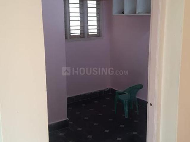 2 BHK Apartment in Chembur for resale Mumbai. The reference number is 14490936