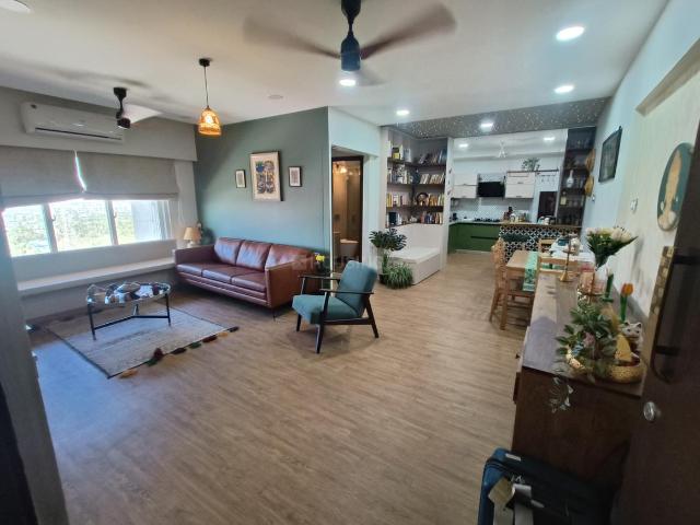 2 BHK Apartment in Chembur for resale Mumbai. The reference number is 16222124