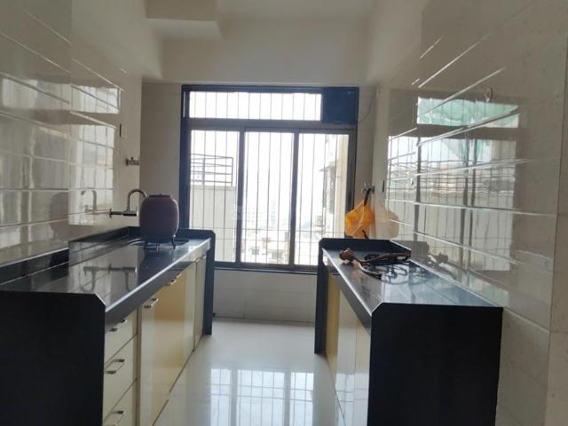 2 BHK Apartment in Chembur for resale Mumbai. The reference number is 17990805