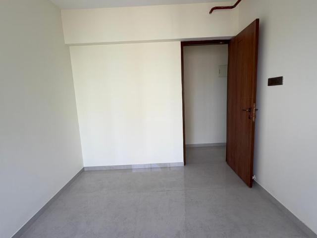 2 BHK Apartment in Chembur for resale Mumbai. The reference number is 20462366