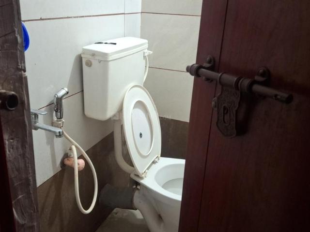 2 BHK Apartment in Cheranalloor for rent Kochi. The reference number is 21208741