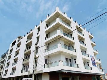 2 BHK Apartment in Chhapraula for resale Ghaziabad. The reference number is 19782899