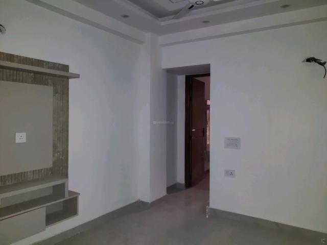 2 BHK Apartment in Lal Kuan for resale Ghaziabad. The reference number is 21256052