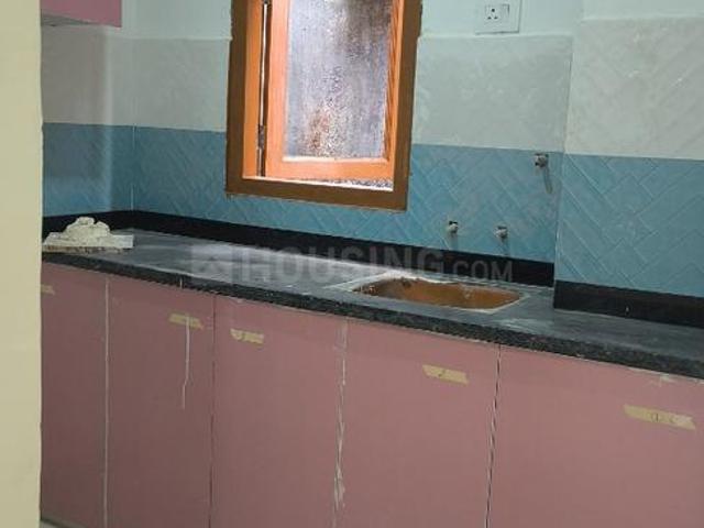 2 BHK Apartment in Chhattarpur for rent New Delhi. The reference number is 19010339