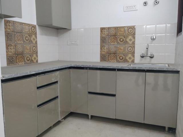 2 BHK Apartment in Chhattarpur for rent New Delhi. The reference number is 21016328