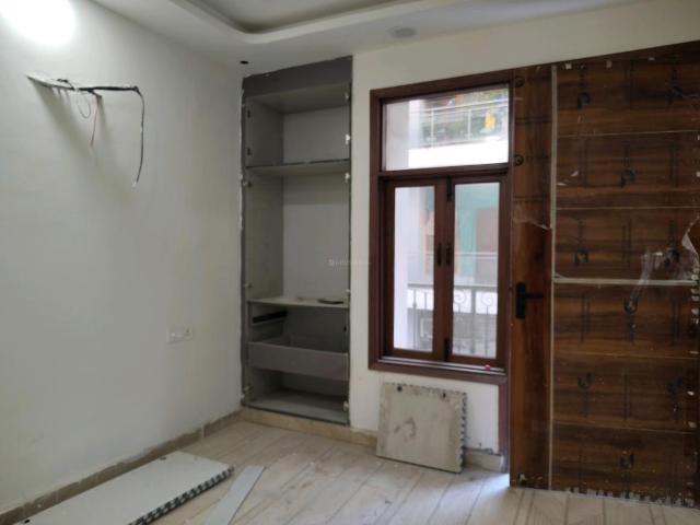2 BHK Apartment in Chhattarpur for rent New Delhi. The reference number is 21075134