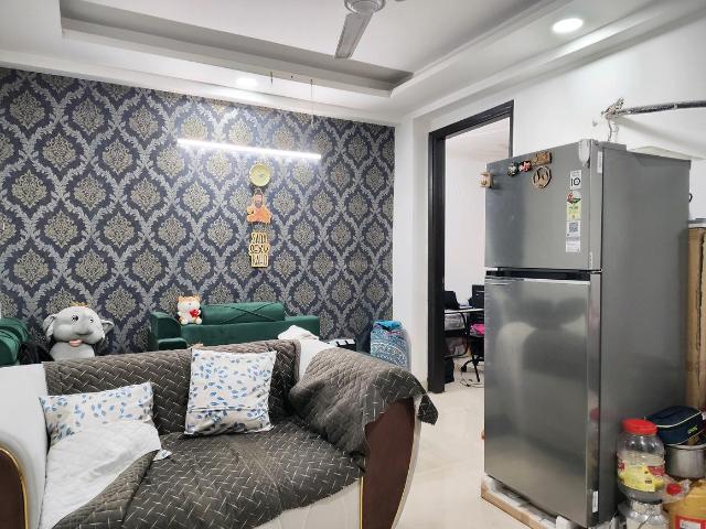 2 BHK Apartment in Chhattarpur for resale New Delhi. The reference number is 19827112