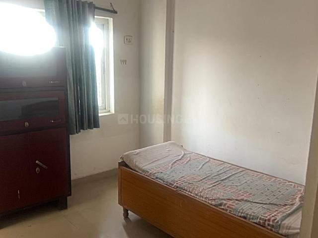 2 BHK Apartment in Chi V for rent Greater Noida. The reference number is 19959011