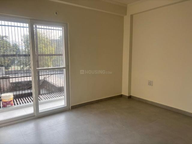 2 BHK Apartment in Chi V for rent Greater Noida. The reference number is 20665393