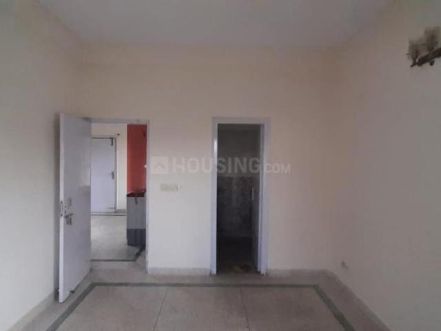 2 BHK Apartment in Chi V for resale Greater Noida. The reference number is 20116814