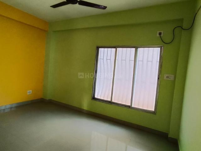 2 BHK Apartment in Chinar Park for rent Kolkata. The reference number is 19532525