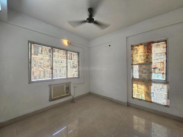 2 BHK Apartment in Chinar Park for rent Kolkata. The reference number is 19776404