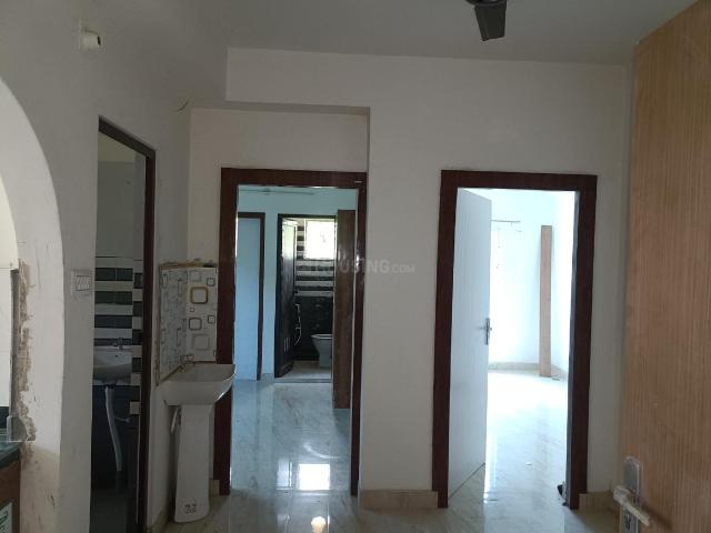 2 BHK Apartment in Chinar Park for rent Kolkata. The reference number is 20268884