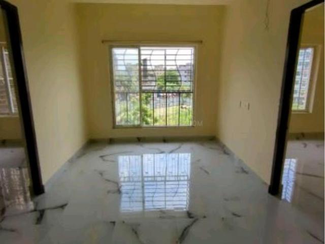 2 BHK Apartment in Chinar Park for rent Kolkata. The reference number is 21095516