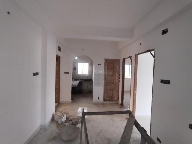 2 BHK Apartment in Chinar Park for resale Kolkata. The reference number is 20288722