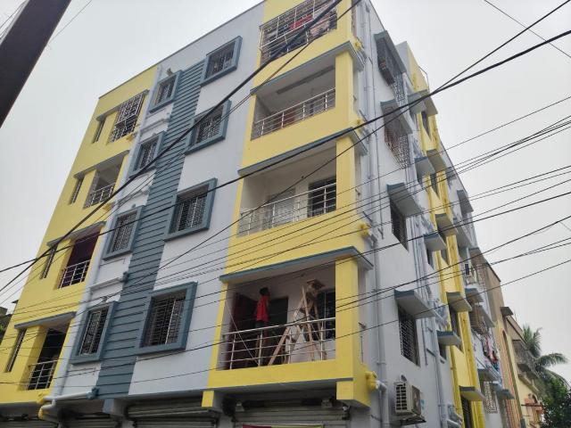 2 BHK Apartment in Chinsurah for resale Hooghly. The reference number is 20695171
