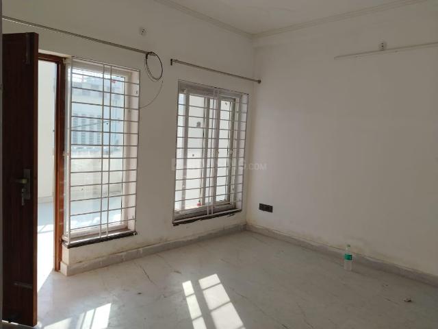 2 BHK Apartment in Chironwali for rent Dehradun. The reference number is 18507403