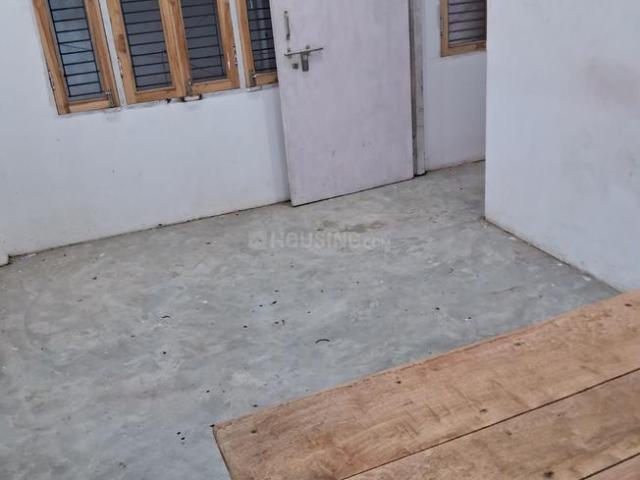 2 BHK Apartment in Chittupur for rent Varanasi. The reference number is 16044507