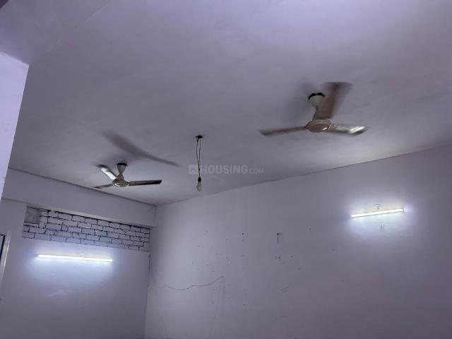 2 BHK Apartment in Civil Lines for rent Agra. The reference number is 21098518
