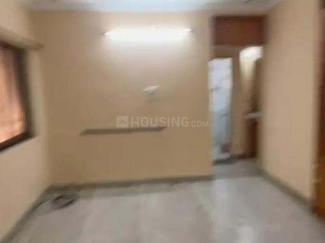 2 BHK Apartment in Civil Lines for rent Nagpur. The reference number is 18883031