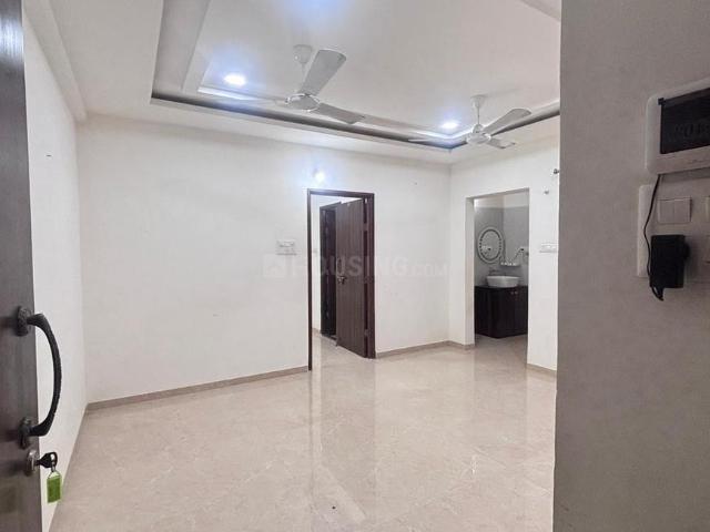 2 BHK Apartment in Civil Lines for rent Nagpur. The reference number is 21165108
