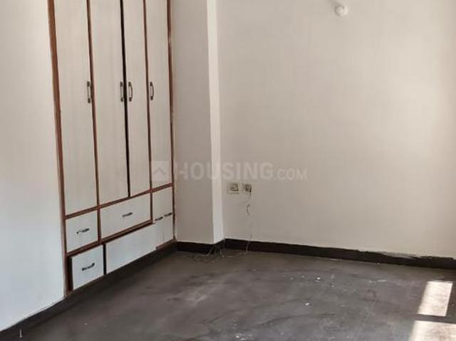 2 BHK Apartment in Crossings Republik for rent Ghaziabad. The reference number is 19561806