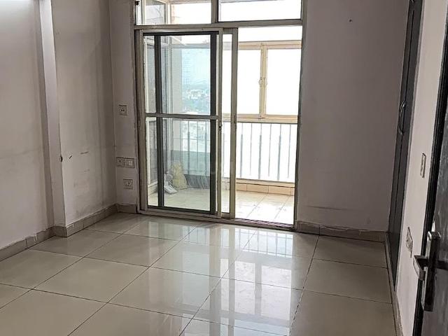 2 BHK Apartment in Crossings Republik for rent Ghaziabad. The reference number is 19858120