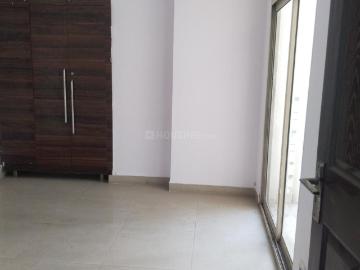 2 BHK Apartment in Crossings Republik for rent Ghaziabad. The reference number is 19985518