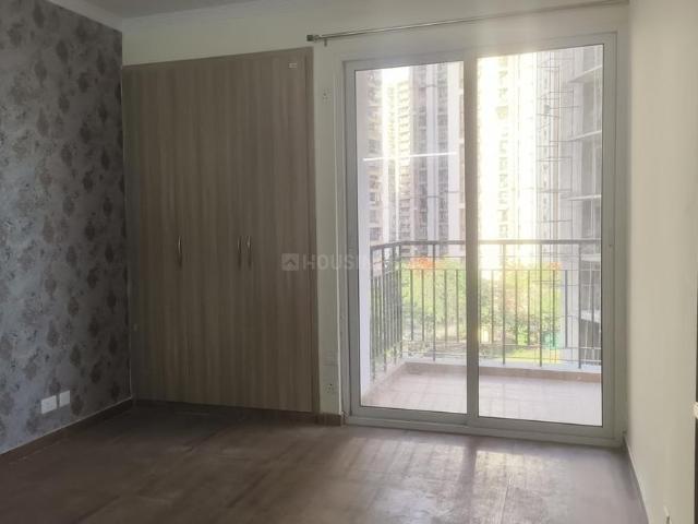 2 BHK Apartment in Crossings Republik for rent Ghaziabad. The reference number is 20006714