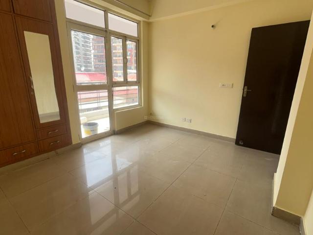 2 BHK Apartment in Crossings Republik for rent Ghaziabad. The reference number is 20407612