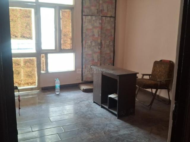 2 BHK Apartment in Crossings Republik for rent Ghaziabad. The reference number is 20669132