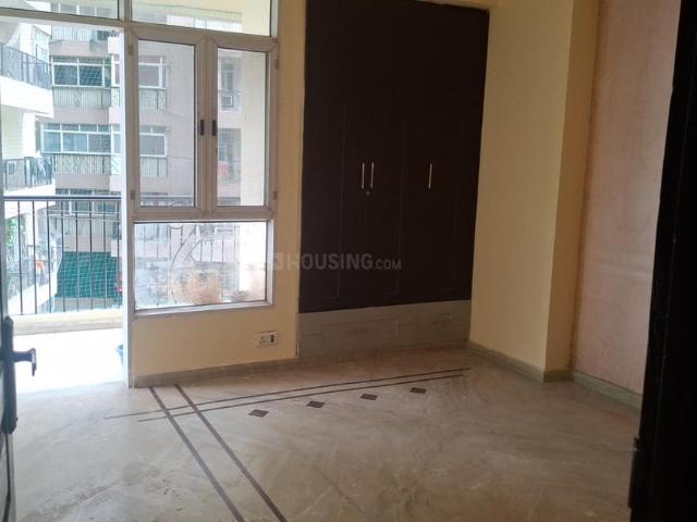 2 BHK Apartment in Crossings Republik for rent Ghaziabad. The reference number is 20754556