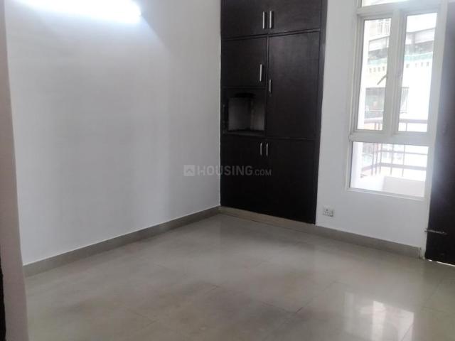 2 BHK Apartment in Crossings Republik for rent Ghaziabad. The reference number is 20710605