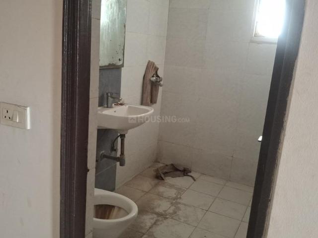 2 BHK Apartment in Crossings Republik for rent Ghaziabad. The reference number is 20731294