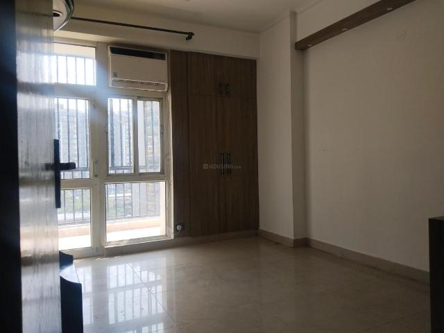 2 BHK Apartment in Crossings Republik for rent Ghaziabad. The reference number is 21164490