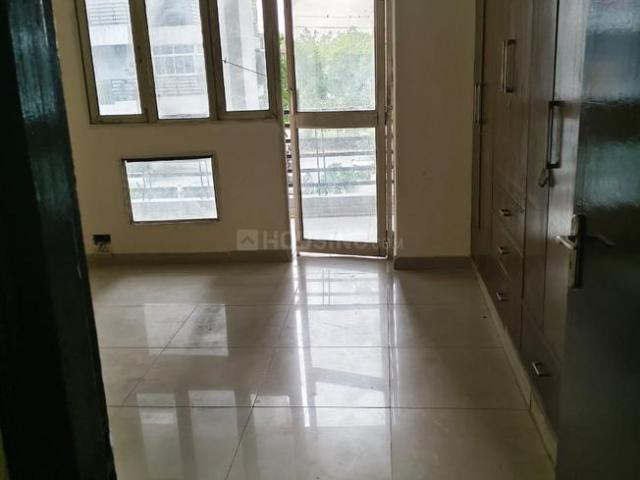 2 BHK Apartment in Crossings Republik for resale Ghaziabad. The reference number is 17573863