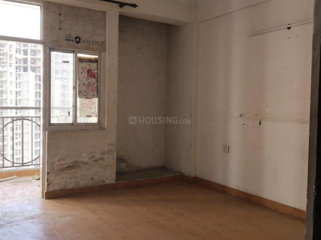 2 BHK Apartment in Crossings Republik for resale Ghaziabad. The reference number is 19808365