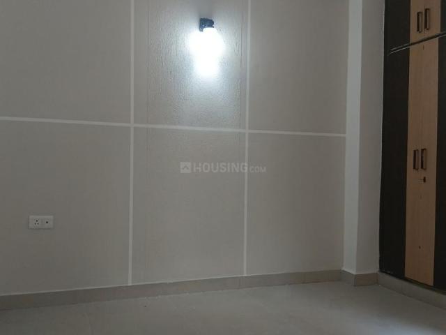 2 BHK Apartment in Crossings Republik for resale Ghaziabad. The reference number is 21069780